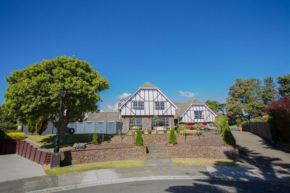 Tudor Manor Bed & Breakfast Bed and Breakfast Paraparaumu Buitenkant foto