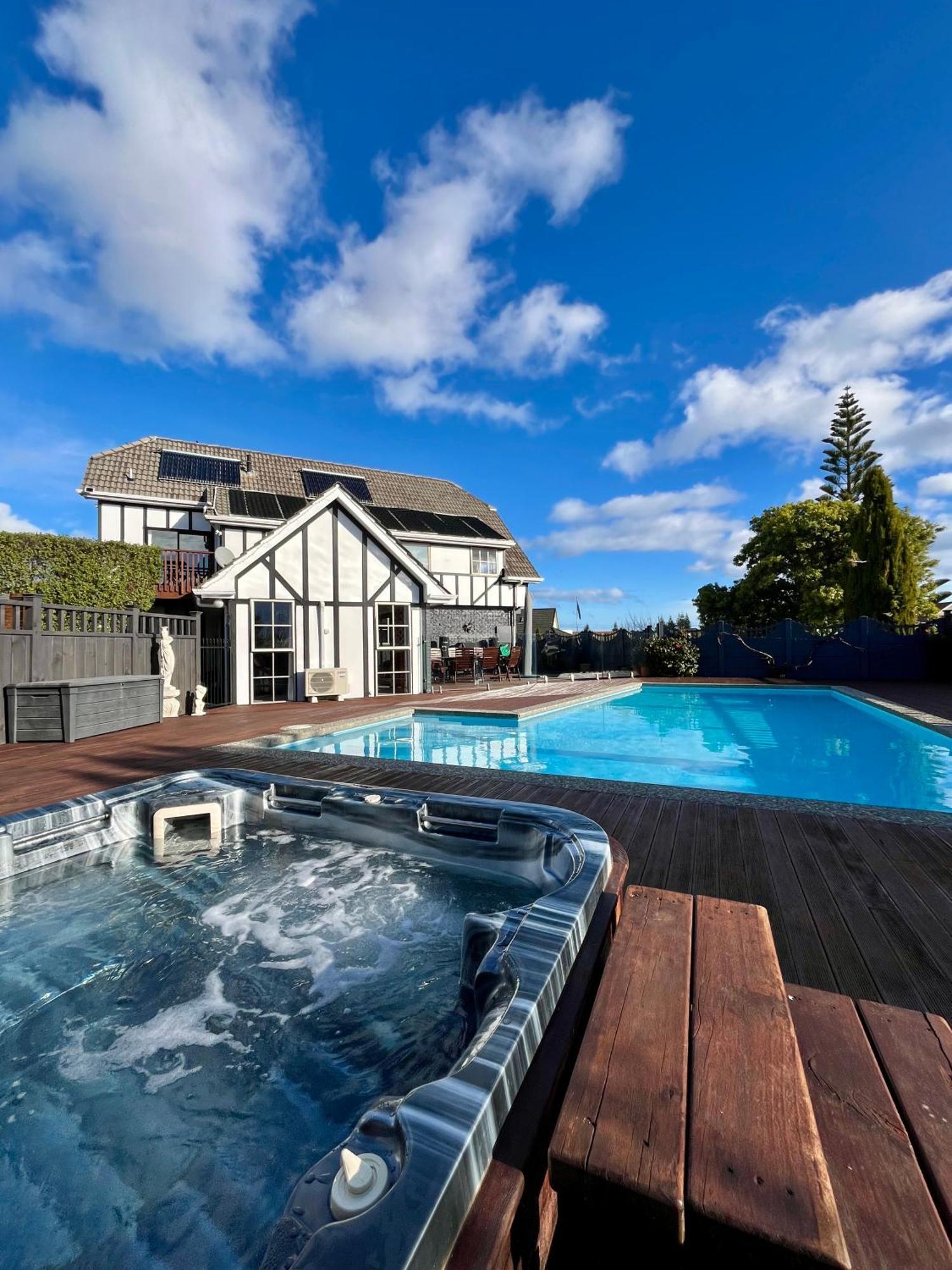 Tudor Manor Bed & Breakfast Bed and Breakfast Paraparaumu Buitenkant foto