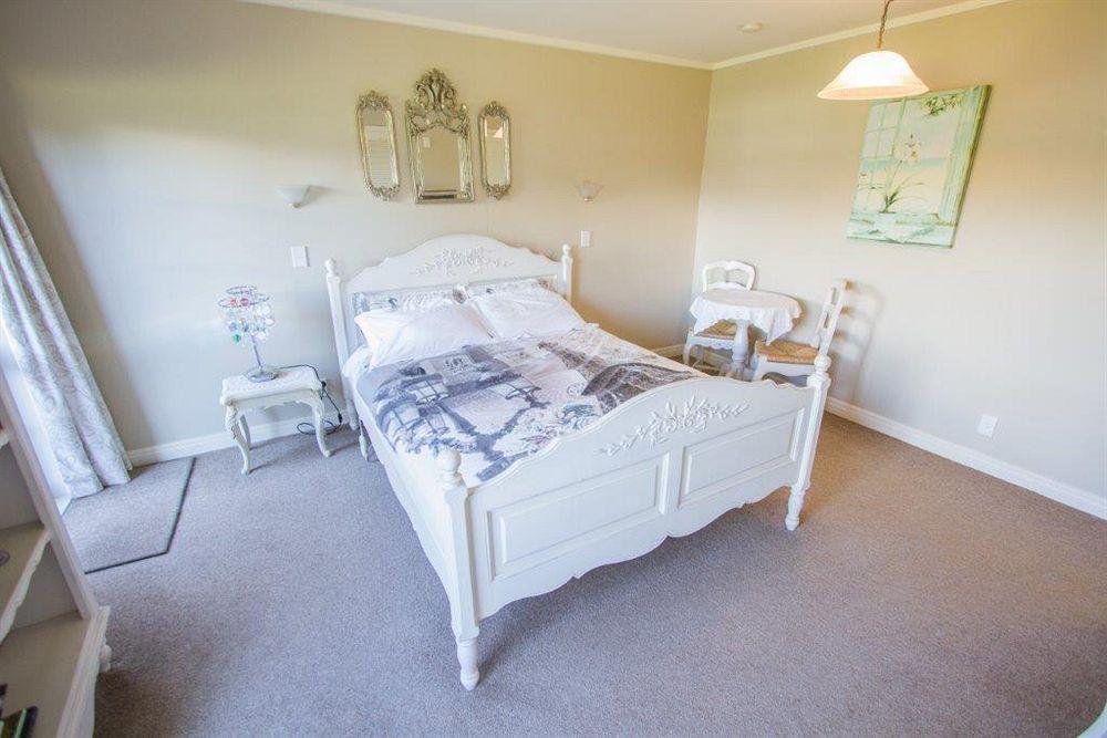 Tudor Manor Bed & Breakfast Bed and Breakfast Paraparaumu Buitenkant foto